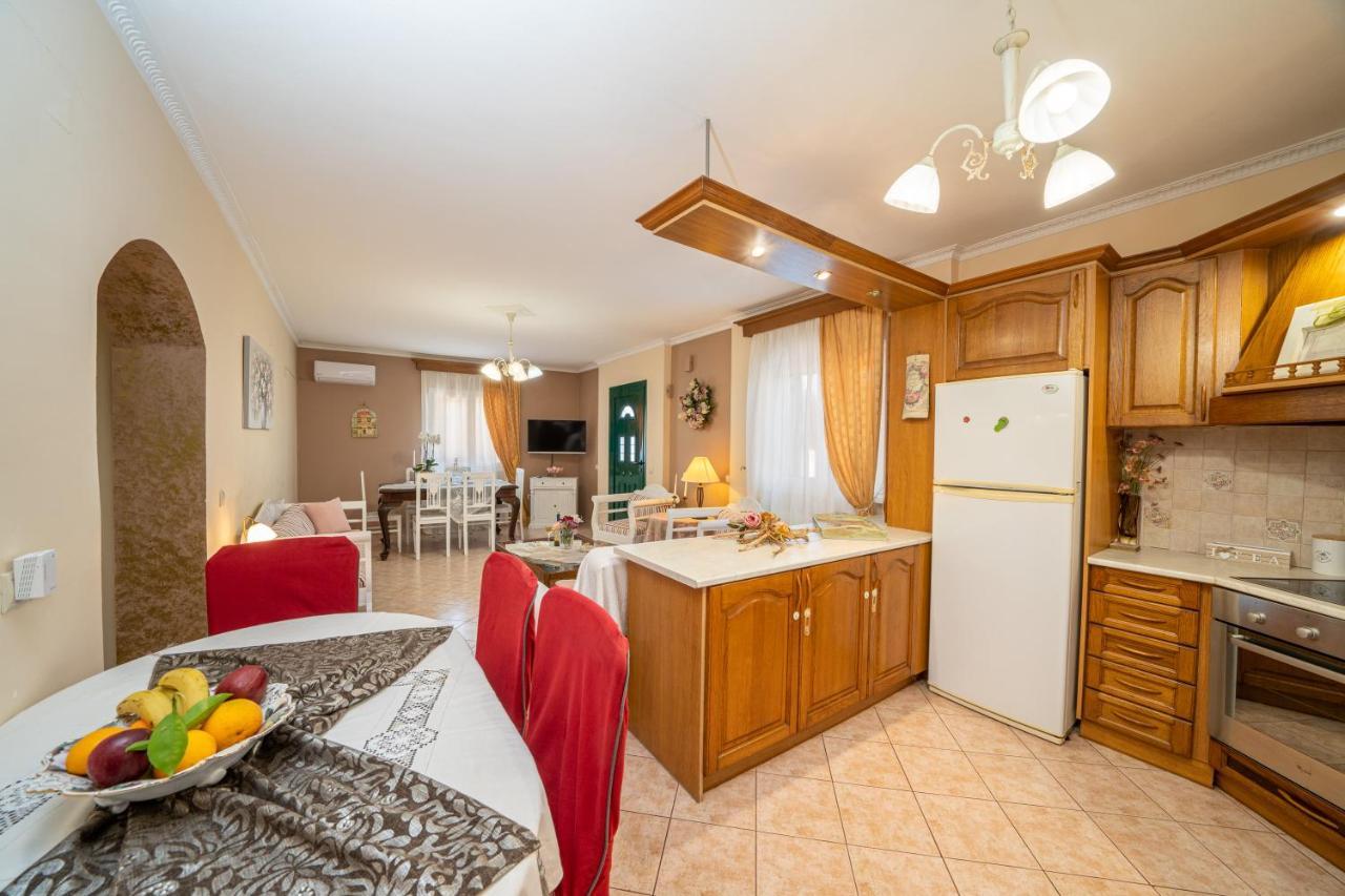 Artemis Superb 2 Bedroom Apartment 700 M Away From The Beach Minia Luaran gambar