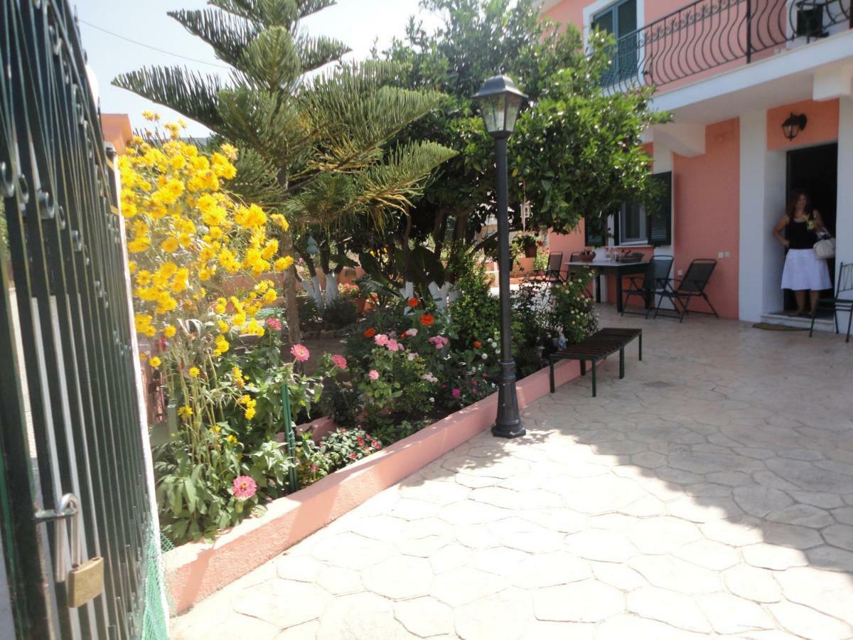 Artemis Superb 2 Bedroom Apartment 700 M Away From The Beach Minia Luaran gambar